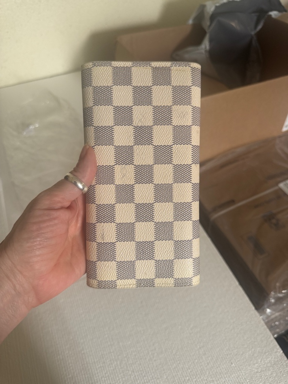 Damier Checkered Cream Wallet - Picture 3 of 7